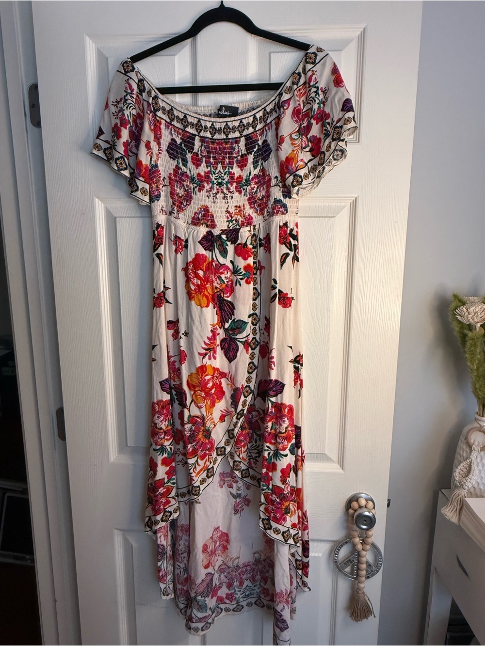 Lulus Danica Ivory Floral Print Smocked High-Low Maxi Dress - Size M